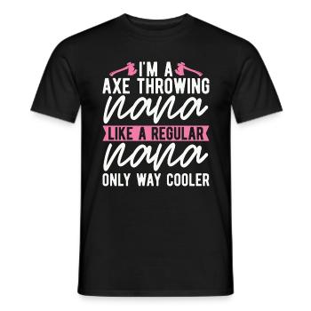 I'm An Axe Throwing Nana Bullseye Axe Throwing - Männer T-Shirt - Schwarz - Vorne - AI Model Male 178 light (178cm)