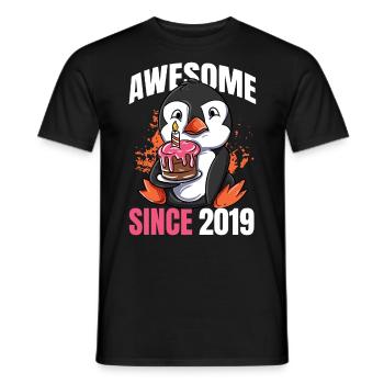 Génial depuis 2019 - 4ème anniversaire de pingouin - T-shirt homme - noir - Devant - AI Model Male 178 light (178cm)