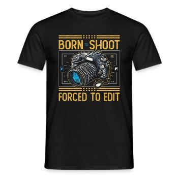 Photographer Born To Shoot Forced To Edit Camera - Männer T-Shirt - Schwarz - Vorne - AI Model Male 178 light (178cm)