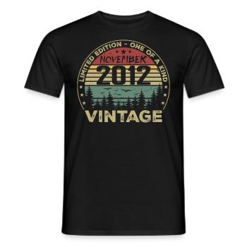 Novembre 2012 Cadeau Vintage - Né en Novembre 2012 - T-shirt homme - noir - Devant - AI Model Male 178 light (178cm)