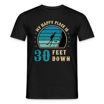 Chasse sous-marine Mon endroit heureux est le spearfish de 30 pieds - T-shirt homme - noir - Devant - AI Model Male 178 light (178cm)