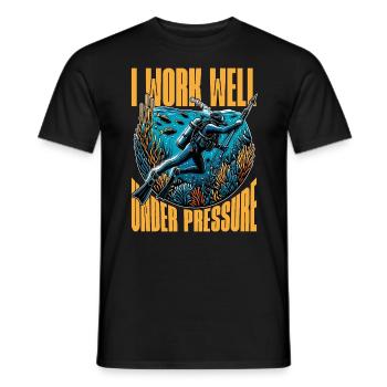 Spearfishing I Work Well Under Pressure Snorkeling - Men's T-Shirt - black - Front - AI Model Male 178 light (178cm)