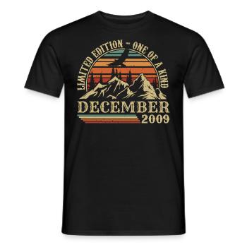 Jahrgang Dezember 2009, Genial seit Dezember 2009 - Männer T-Shirt - Schwarz - Vorne - AI Model Male 178 light (178cm)