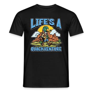 Mallard Duck Life's A Quackventure Duck Hunting - Männer T-Shirt - Schwarz - Vorne - AI Model Male 178 light (178cm)