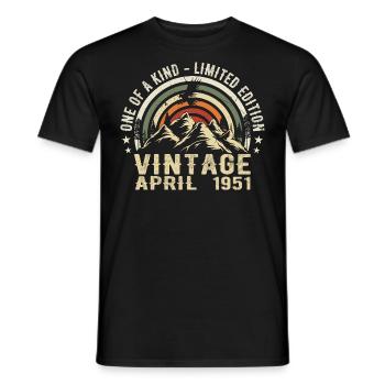 April 1951 Geburtstagsgeschenk - geboren im April 195 - Männer T-Shirt - Schwarz - Vorne - AI Model Male 178 light (178cm)