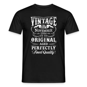 Vintage Made In 1994 Baujahr November 1994 Geboren - Männer T-Shirt - Schwarz - Vorne - AI Model Male 178 light (178cm)