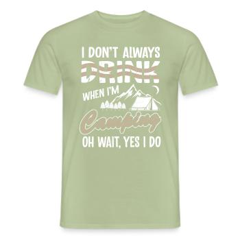 Camper Camping Alcohol Wine Amateurs de bière Cadeau - T-shirt homme - vert sauge - Devant - AI Model Male 178 light (178cm)