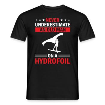 Ne sous-estimez jamais un vieil homme sur un hydroptère - wi - T-shirt homme - noir - Devant - AI Model Male 178 light (178cm)