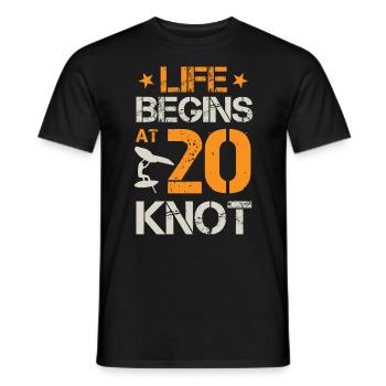 La vie commence à 20 nœuds - Hydrofoil Wingfoil Surf - T-shirt homme - noir - Devant - AI Model Male 178 light (178cm)