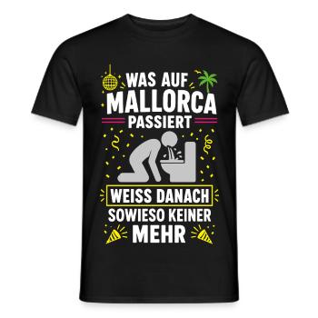 Malle 2026 Was auf Malle passiert weiß danach... - Männer T-Shirt - Schwarz - Vorne - AI Model Male 178 light (178cm)