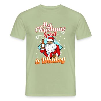 My christmas spirit is Whiskey - Männer T-Shirt - Sage - Vorne - AI Model Male 178 light (178cm)