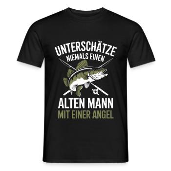 Unterschätze niemals einen alten Mann mit Angel - Männer T-Shirt - Schwarz - Vorne - AI Model Male 178 light (178cm)