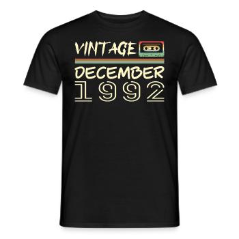 1992 Dezember 1992 Jubiläum Dezember 1992 - Männer T-Shirt - Schwarz - Vorne - AI Model Male 178 light (178cm)