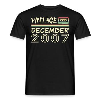 2007 Dezember 2007 Jubiläum Dezember 2007 - Männer T-Shirt - Schwarz - Vorne - AI Model Male 178 light (178cm)