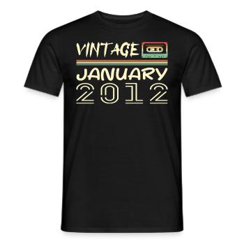 Jahrgang Januar 2012 – Geburtstag Januar 2012 - Männer T-Shirt - Schwarz - Vorne - AI Model Male 178 light (178cm)