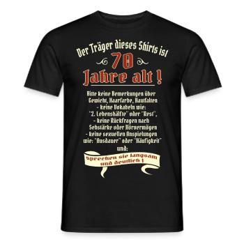 Geburtstags Shirt Träger 70 Jahre alt RAHMENLOS - Männer T-Shirt - Schwarz - Vorne - AI Model Male 178 light (178cm)