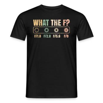 Fotograf - What the f? - Männer T-Shirt - Schwarz - Vorne - AI Model Male 178 light (178cm)