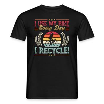 J’utilise mon vélo tous les jours, je fais du vélo à vélo. - T-shirt homme - noir - Devant - AI Model Male 178 light (178cm)