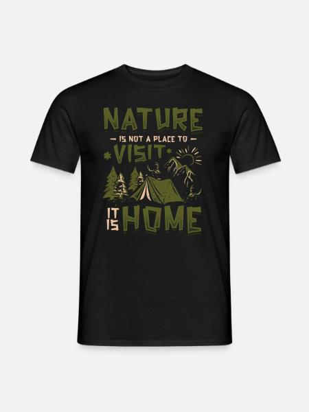 Die Natur Ist Kein Ort, Den Man Besucht. - Männer T-Shirt - Schwarz