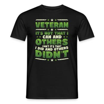 Veteranen WürdigungStolz Auf Veteran, Anerkennung, - Männer T-Shirt - Schwarz - Vorne - AI Model Male 178 light (178cm)