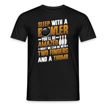 Schlaf Mit Einem Kegler - Lustiges Bowling - Männer T-Shirt - Schwarz - Vorne - AI Model Male 178 light (178cm)