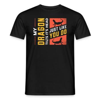 Mein Drache Neigt Seinen Kopf, Genau Wie Du - Männer T-Shirt - Schwarz - Vorne - AI Model Male 178 light (178cm)