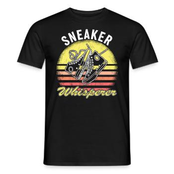 "Sneaker Whisperer" Sneaker -Sammler - Männer T-Shirt - Schwarz - Vorne - AI Model Male 178 light (178cm)