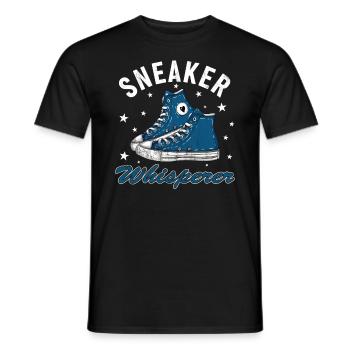 "Sneaker Whisperer" Schuhfan - Männer T-Shirt - Schwarz - Vorne - AI Model Male 178 light (178cm)