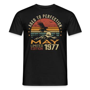 Mai 1977 Geburtstag Mai 1977 Geschenk 1977 Mai - Männer T-Shirt - Schwarz - Vorne - AI Model Male 178 light (178cm)