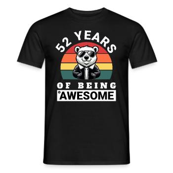 52 Years of Being Awesome Geburtstag Geschenkidee - Männer T-Shirt - Schwarz - Vorne - AI Model Male 178 light (178cm)