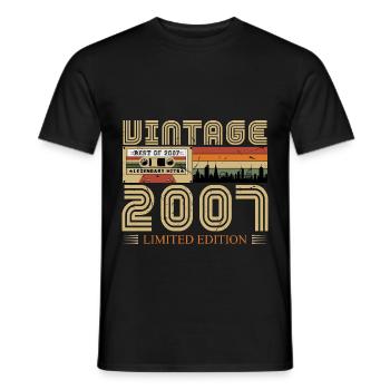 2007 Vintage Born 2007 Vintage Birthday Gift - Men's T-Shirt - black - Front - AI Model Male 178 light (178cm)