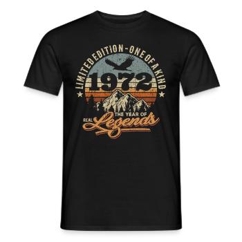 Vintage Retro Geburtstag 1972 - Männer T-Shirt - Schwarz - Vorne - AI Model Male 178 light (178cm)