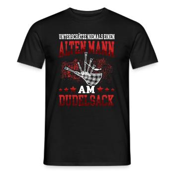Alter Mann am Dudelsack schottische Sackpfeife - Männer T-Shirt - Schwarz - Vorne - AI Model Male 178 light (178cm)