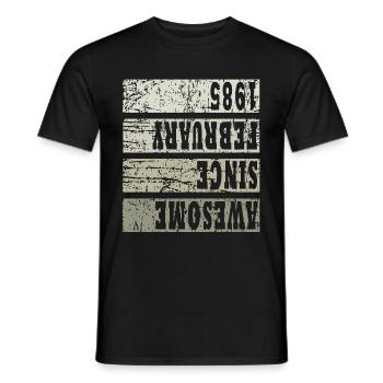 Né 1985 Cadeau d’anniversaire du 38 février - T-shirt homme - noir - Devant - AI Model Male 178 light (178cm)