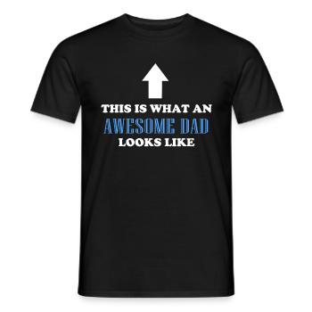 Vatertag Geschenk - Männer T-Shirt - Schwarz - Vorne - AI Model Male 178 light (178cm)