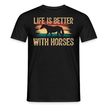 Das Leben ist besser mit Pferden. Pferdeliebhaber. - Männer T-Shirt - Schwarz - Vorne - AI Model Male 178 light (178cm)