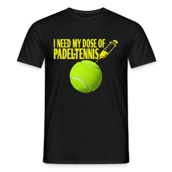 Padel Tennis Impfung Spritze Geschenkidee - Männer T-Shirt - Schwarz - Vorne - AI Model Male 178 light (178cm)