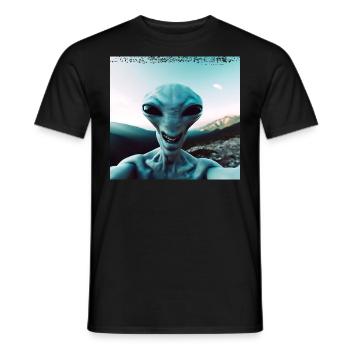 Alien selfie in the mountains - Men's T-Shirt - black - Front - AI Model Male 178 light (178cm)