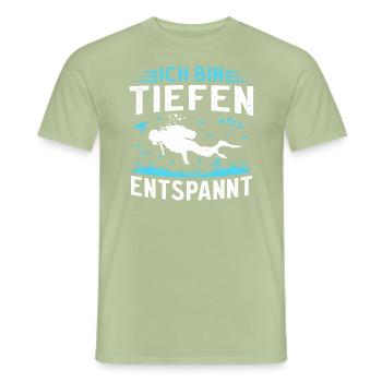 Ich bin tiefenentspannt taucher tauchen - Männer T-Shirt - Sage - Vorne - AI Model Male 178 light (178cm)