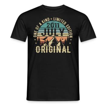 Juli 2011 Geburtstag Juli 2011 Geburtstagsgeschenk - Männer T-Shirt - Schwarz - Vorne - AI Model Male 178 light (178cm)