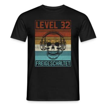 32. Geburtstag Gamer Level 32 Jahre - Männer T-Shirt - Schwarz - Vorne - AI Model Male 178 light (178cm)