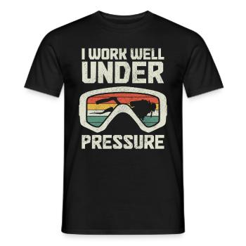 Tauchen Lustig Vintage Taucher Geschenk - Männer T-Shirt - Schwarz - Vorne - AI Model Male 178 light (178cm)