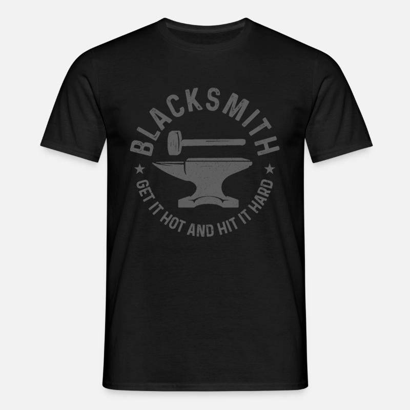 Forging Blacksmith Farrier Gift - Men's T-Shirt - black