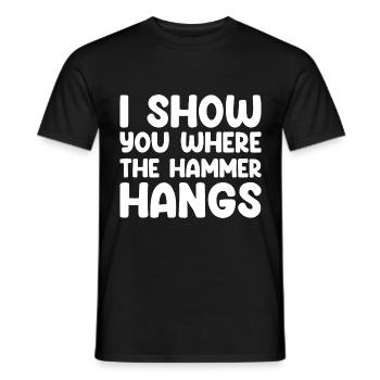 Je vous montre où est suspendu le marteau - T-shirt homme - noir - Devant - AI Model Male 178 light (178cm)