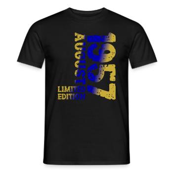 1957 August Limited Edition 66. Geburtstag Outfit - Männer T-Shirt - Schwarz - Vorne - AI Model Male 178 light (178cm)