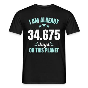 Déjà 34675 jours sur cette planète 95e anniversaire - T-shirt homme - noir - Devant - AI Model Male 178 light (178cm)