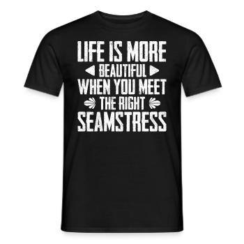 La vie est plus belle - T-shirt homme - noir - Devant - AI Model Male 178 light (178cm)
