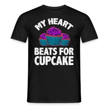 My Heart Beats For Cupcake - Männer T-Shirt - Schwarz - Vorne - AI Model Male 178 light (178cm)