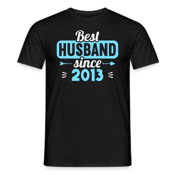 Best Wife Best Husband since 2013 - Men's T-Shirt - black - Front - AI Model Male 178 light (178cm)