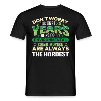 Environmental Social Worker Job Environmentalist - Männer T-Shirt - Schwarz - Vorne - AI Model Male 178 light (178cm)